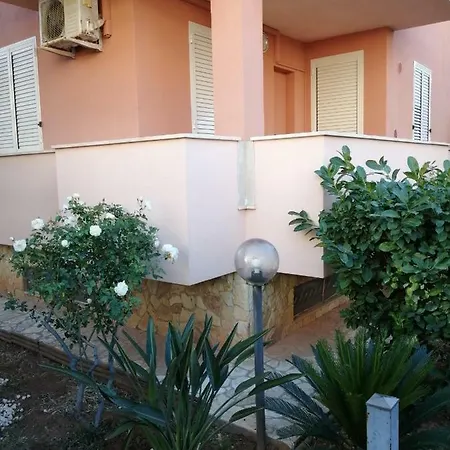 Pianotorre Διαμέρισμα Terrasini